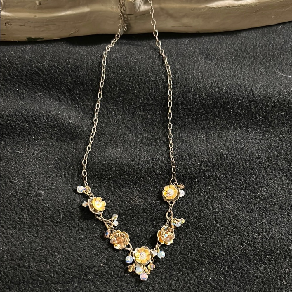 Holly Yashi necklace